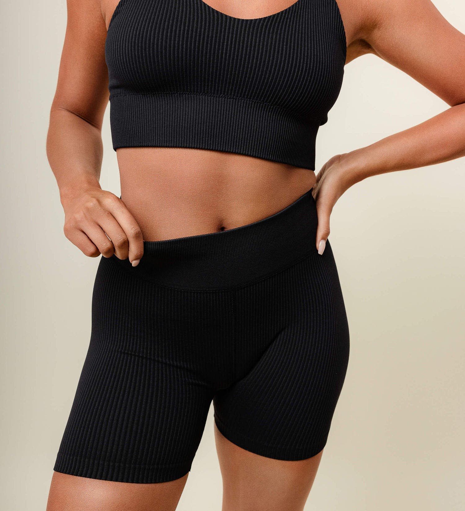 High-Rise Aura Short 5" - image 2