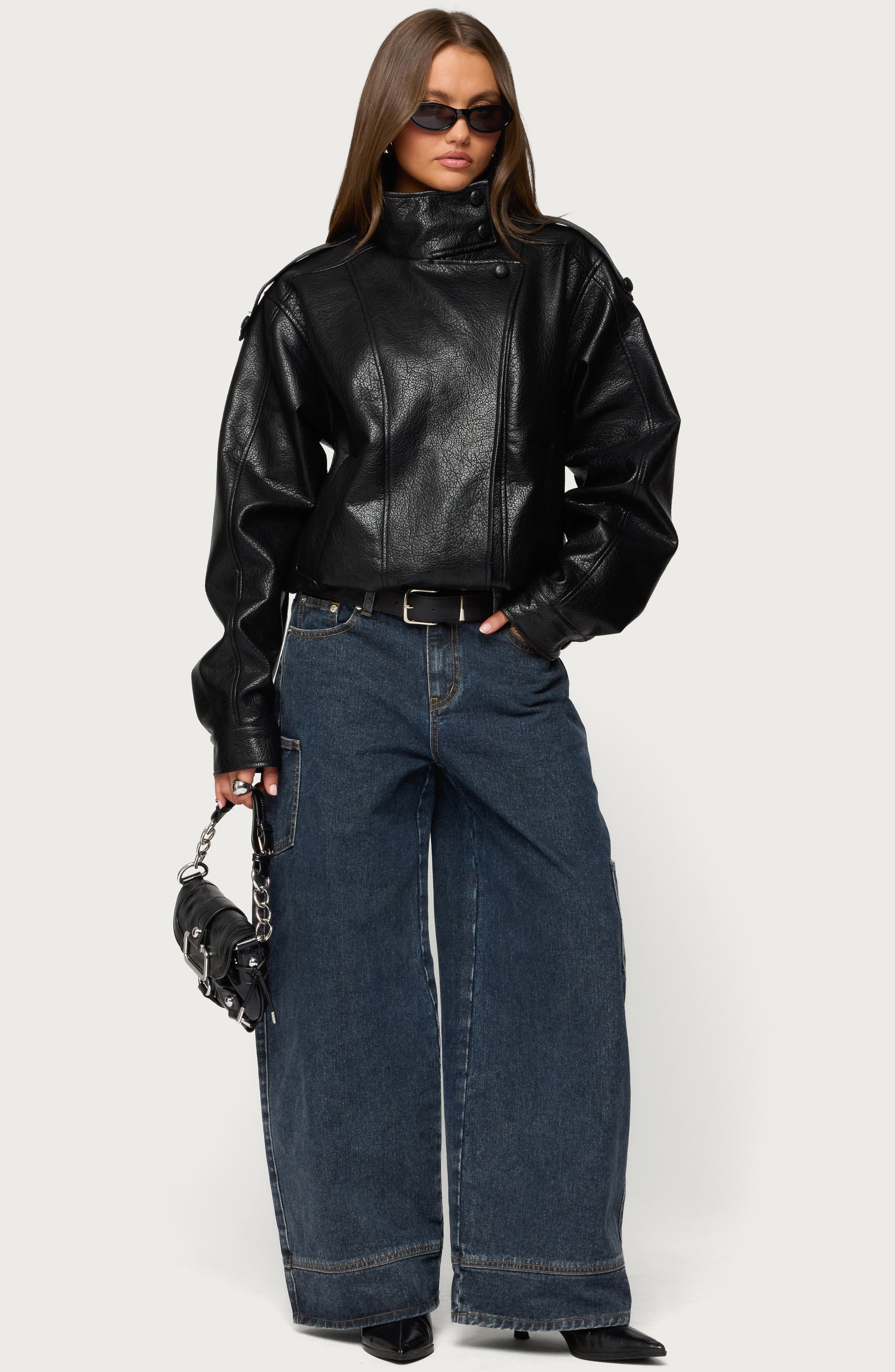Женские куртки EDIKTED Jaicee Stand Collar Faux Leather Jacket — фото 4