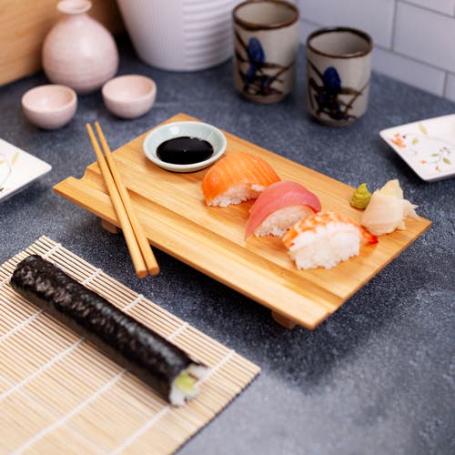 Joyce Chen Burnished Sushi Board Set In Brown
