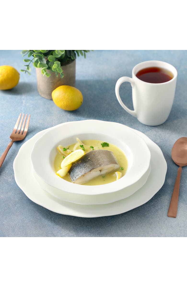 Meritage Eva 16 piece Wavy Edge Bone China Dinnerware Set, Alternate, color, White