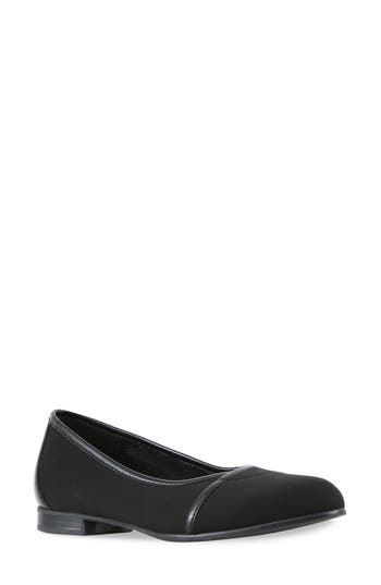 Munro Emerald Envelope Flat