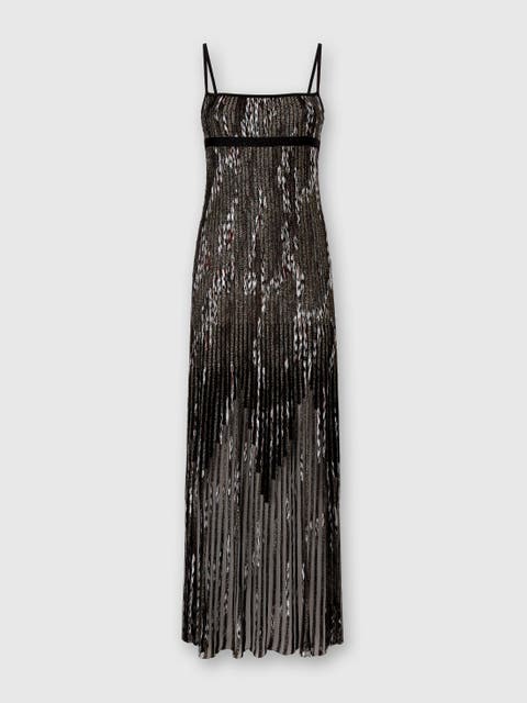 Long Dress With Pleated Zigzag Pattern