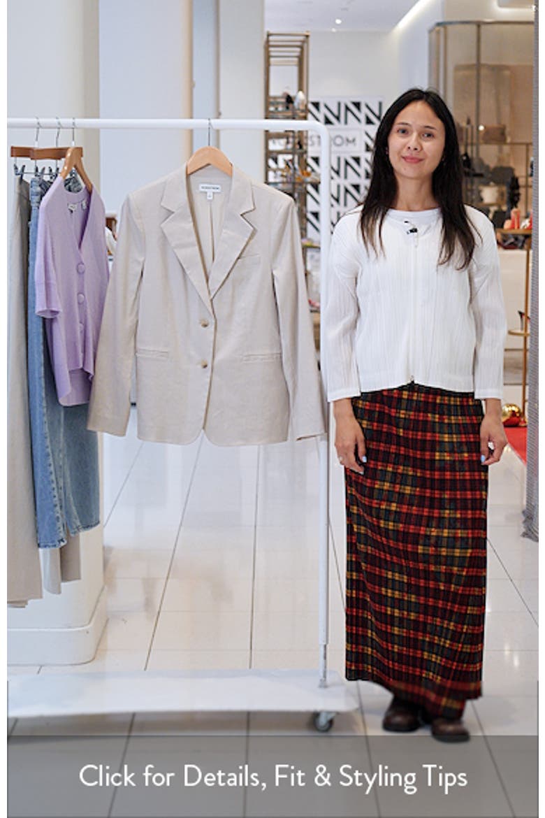 The Liv Linen Blend Boyfriend Blazer video
