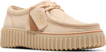 Clarks® Torhill Bee Chukka Sneaker (Women) | Nordstrom