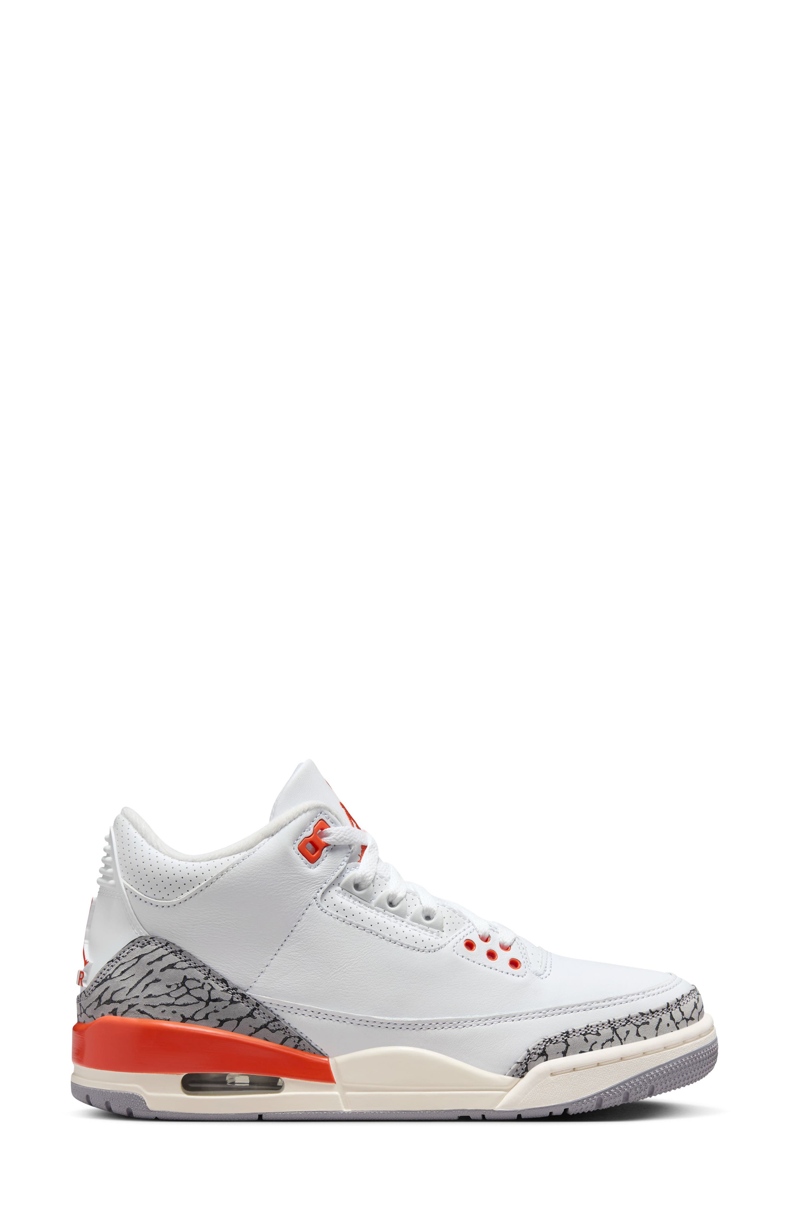 Jordan Air Jordan 3 Retro Basketball Sneaker, Alternate, color, 