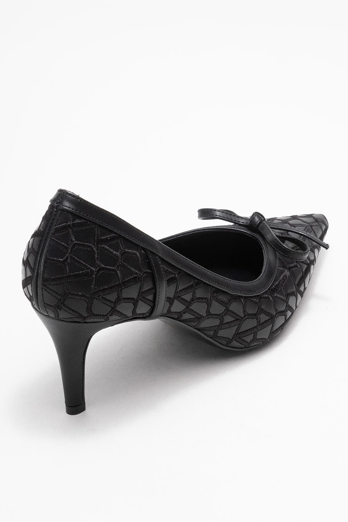 Prologue Shoes Camden Bow Pointed Toe Pump, Alternate, color, Black Pattern