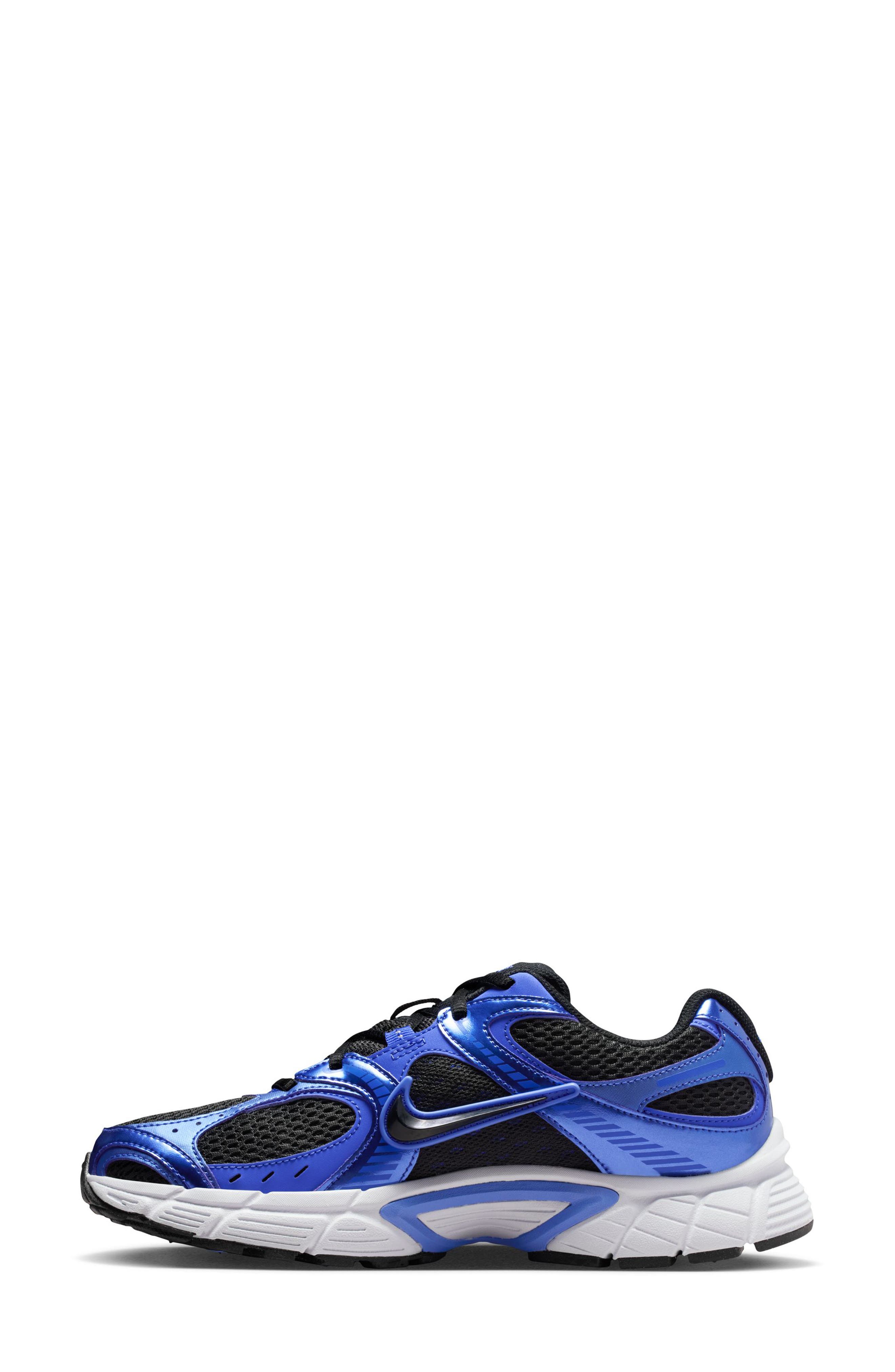 Nike V5 RNR Sneaker, Alternate, color, Black/ Sapphire