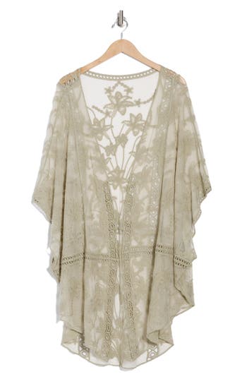 Area Stars Flower Lace Cotton Ruana In Gray