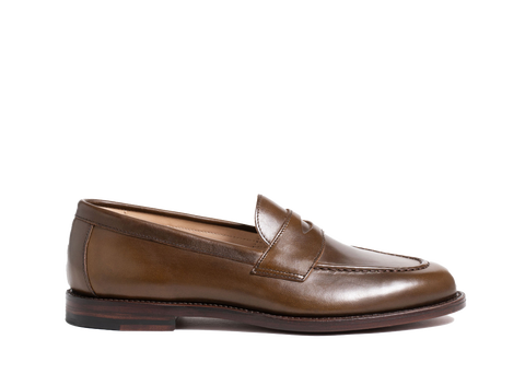 Traveler Penny Loafer