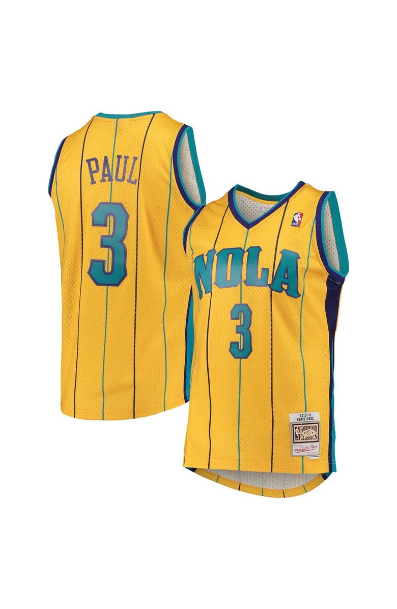 Mitchell & Ness Men's Mitchell & Ness Chris Paul Gold New Orleans Hornets Hardwood Classics Swingman Jersey, Main, color, 