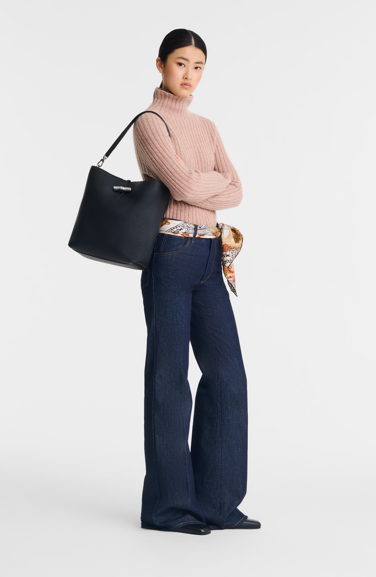 Longchamp Medium Le Roseau Leather Hobo Bag, Alternate, color, Black