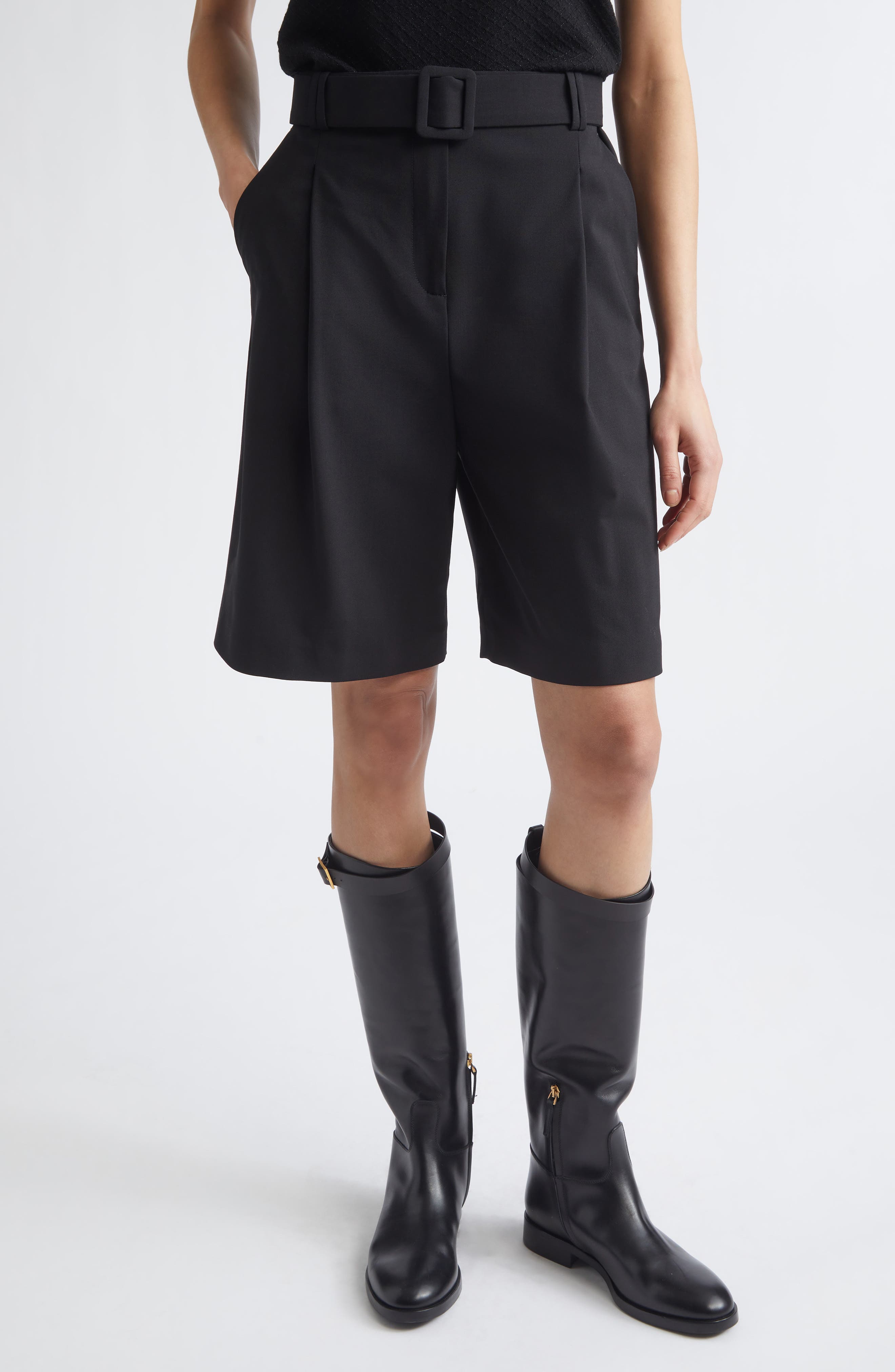 selected 22 BLACK