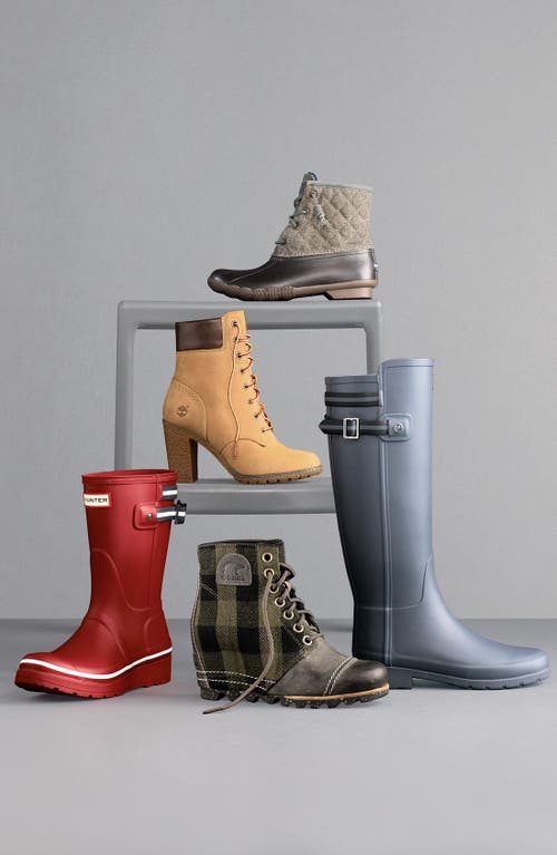 Hunter 'original Short' Wedge Rain Boot In Red
