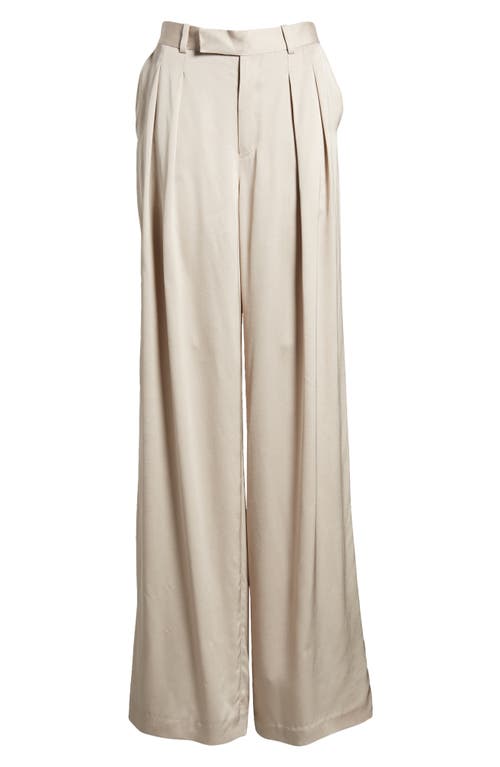 Frame Pleated Wide Leg Trousers In Light Beige