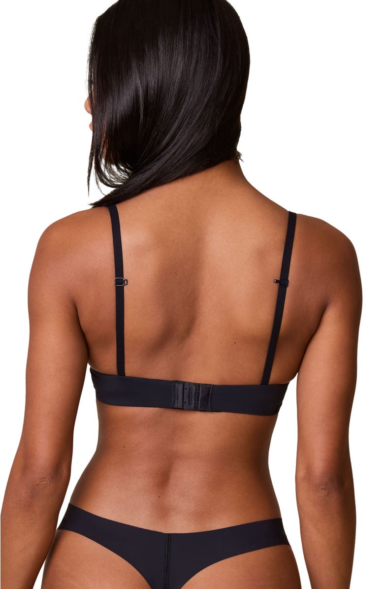 Base T-Shirt Bra