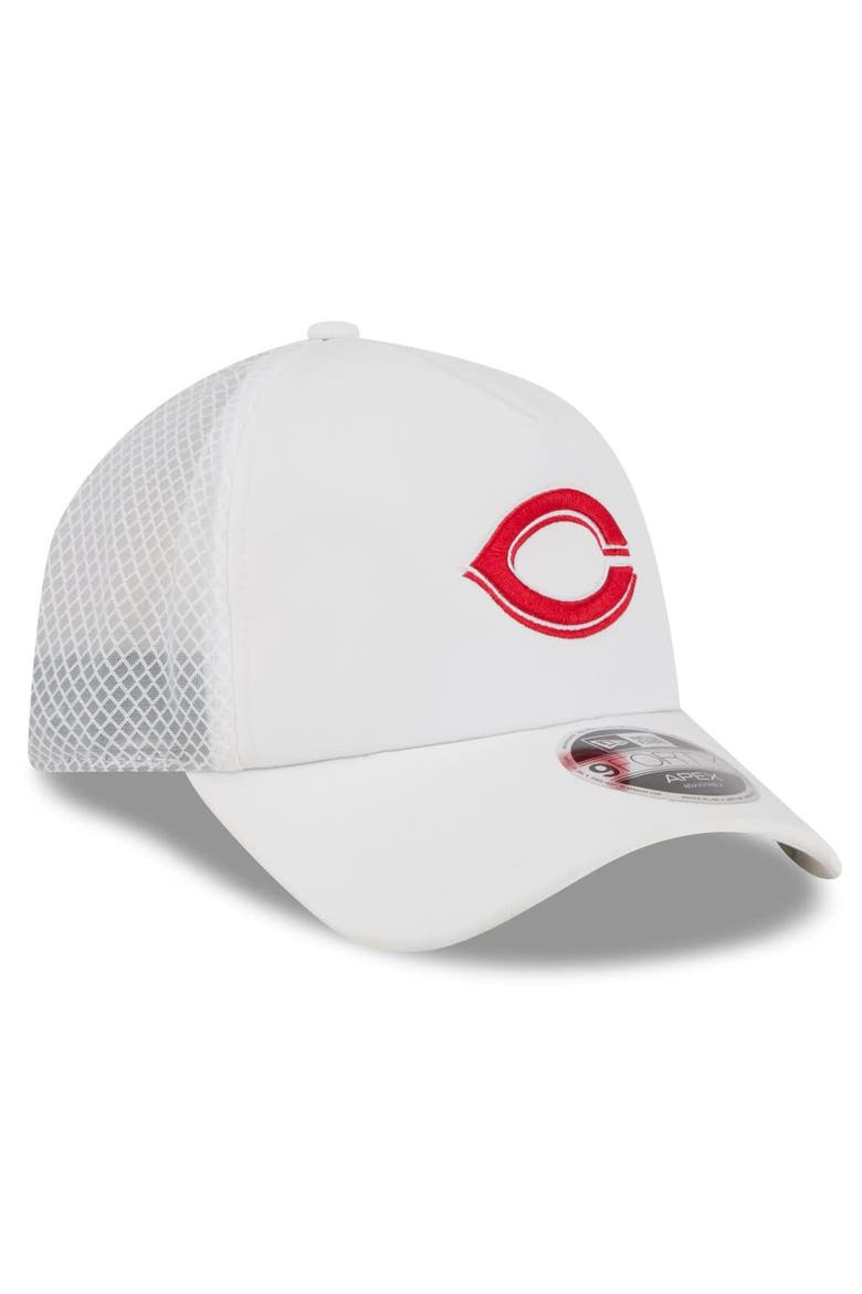 Men's New Era White Cincinnati Reds 2026 Batting Practice Apex 9FORTY Adjustable Trucker Hat, Alternate, color, White