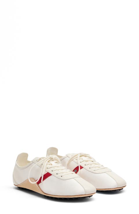 Low Top Sneaker