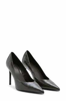 Pointed Toe Pump