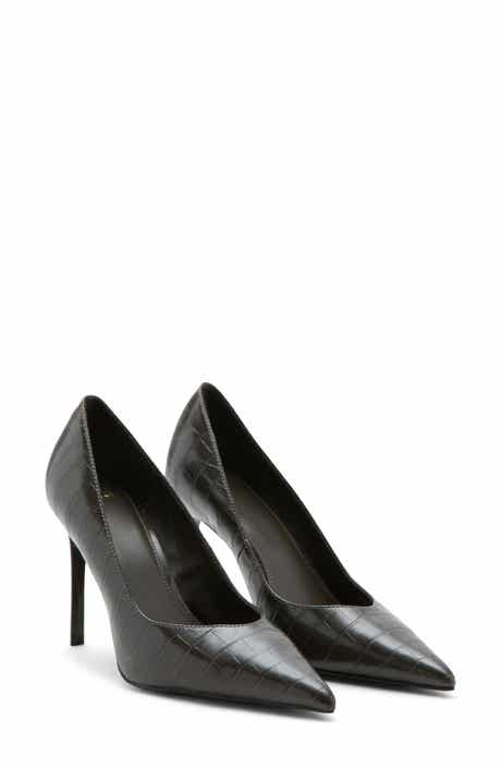 Pointed Toe Pump