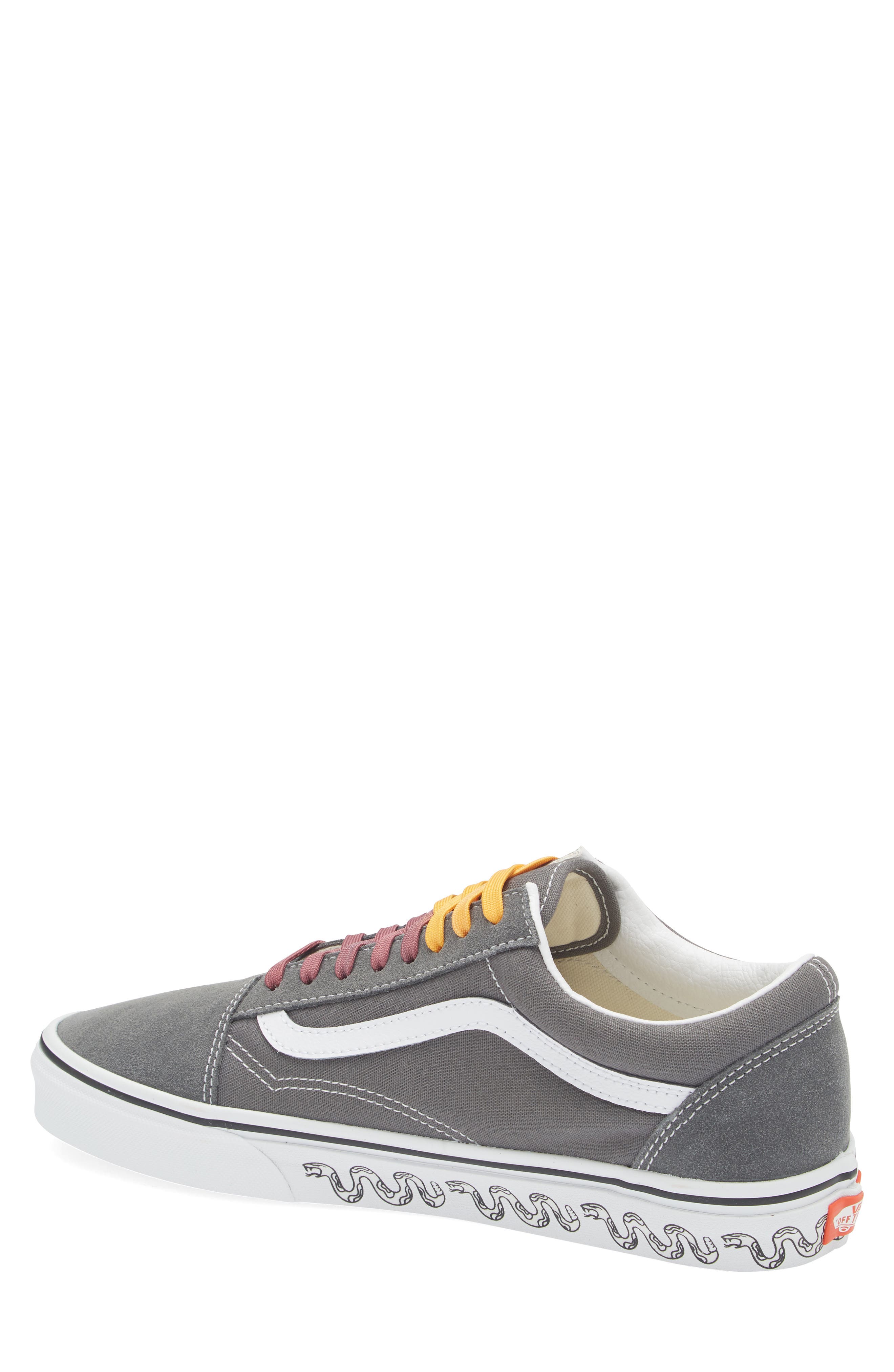 Vans Old Skool Sneaker, Alternate, color, 