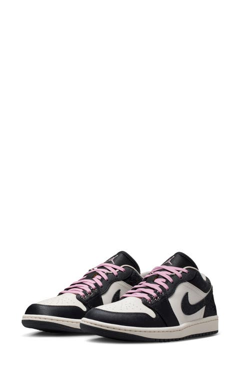 Air Jordan 1 Low SE Basketball Sneaker (Women)