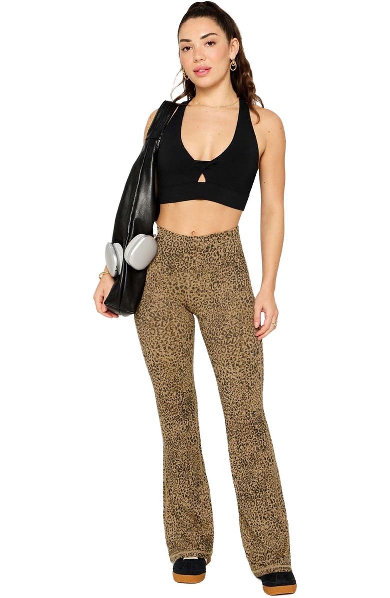 Fabletics Women's Oasis Twist Medium Impact Sports Bra, Alternate, color, Black