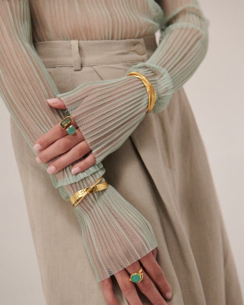 Ottoman Hands Evenness Hammered Bangle Bracelet In Gold