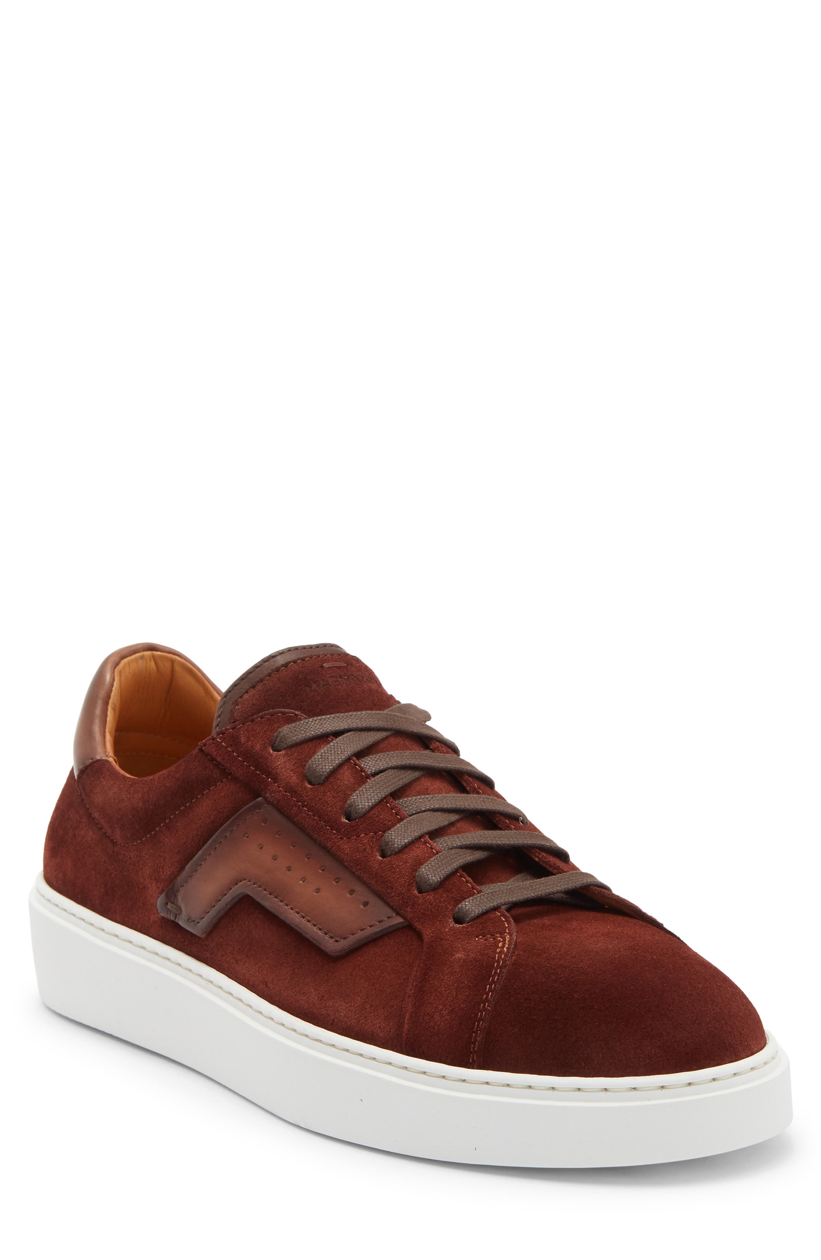 Low Top Sneaker
