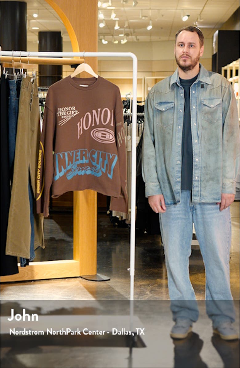 Studio Oversize Graphic Sweatshirt, sales video thumbnail