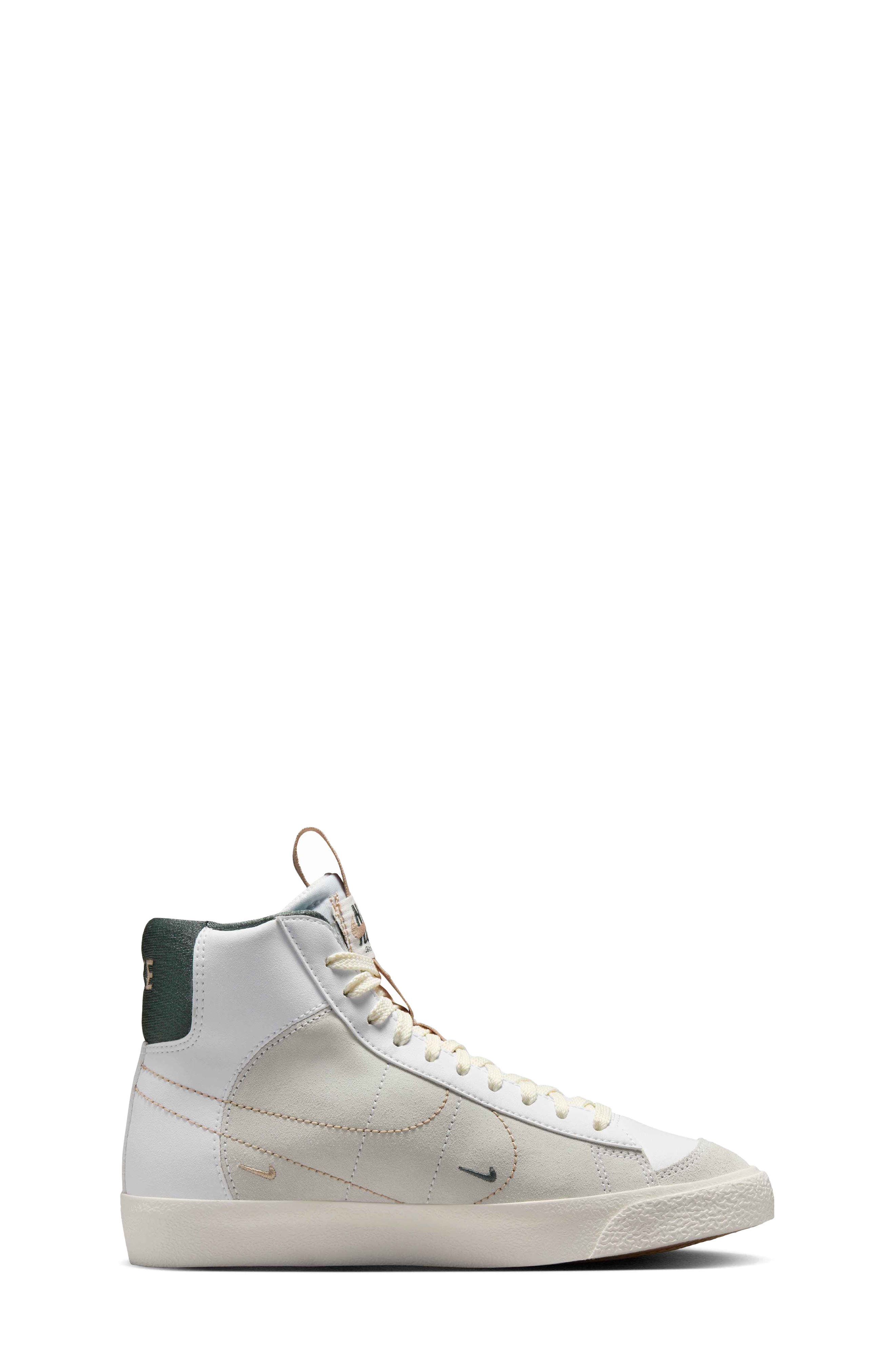 Nike Kids' Blazer Mid '77 Sneaker, Alternate, color, 