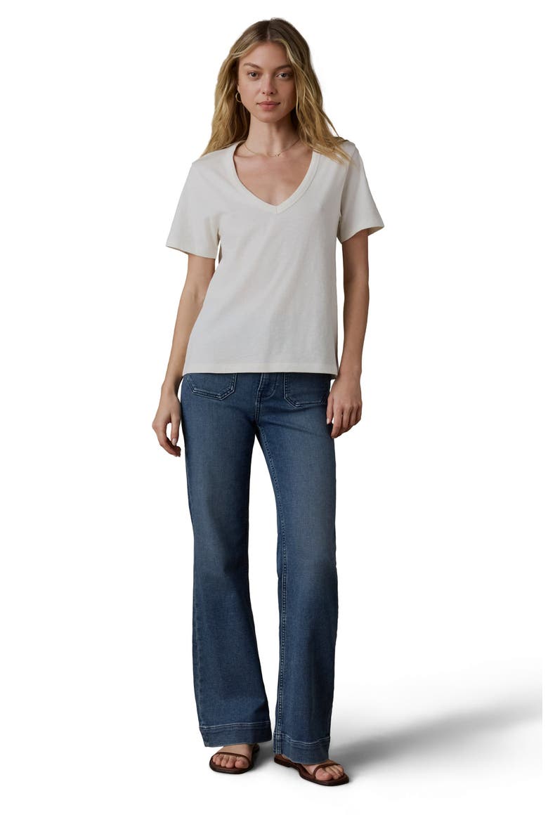 Sunwashed Essential V-Neck T-Shirt, Alternate, color, EGRET