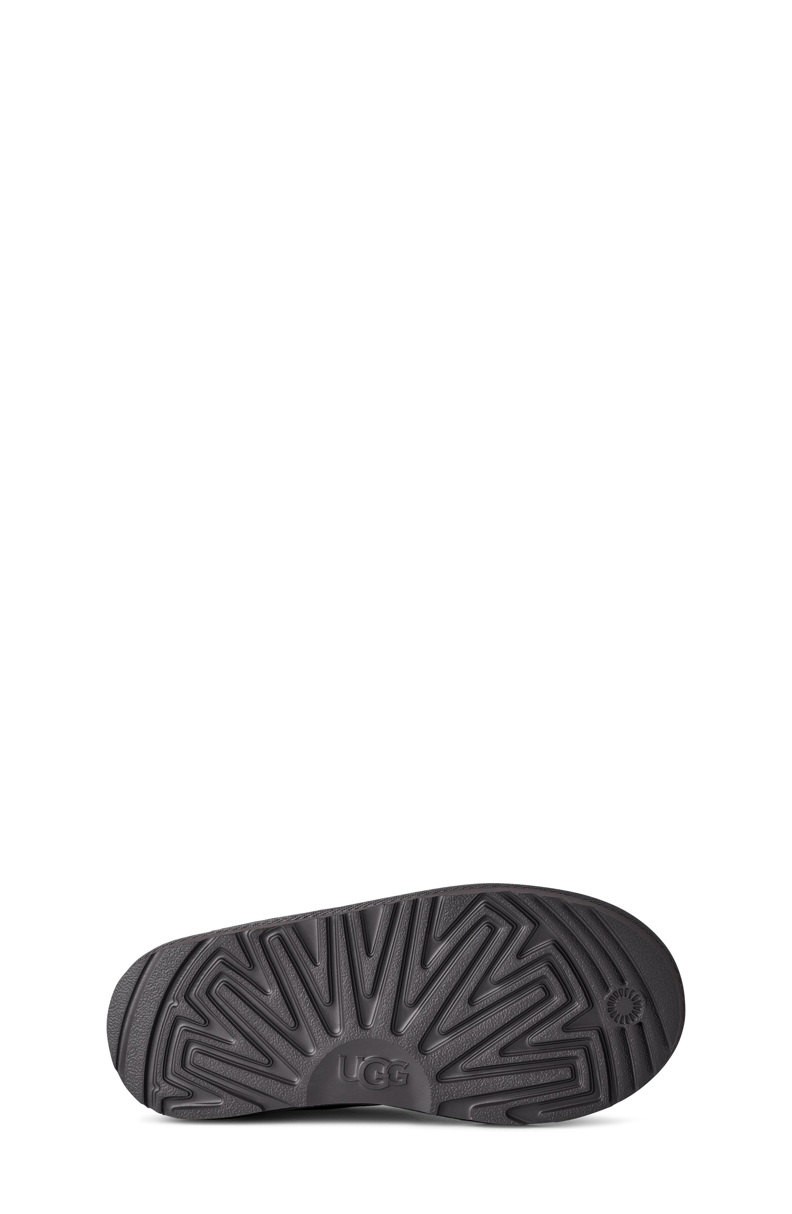 UGG<sup
®</sup
 Kids
 Classic Stretch Cuff Boot, Alternate, color, 