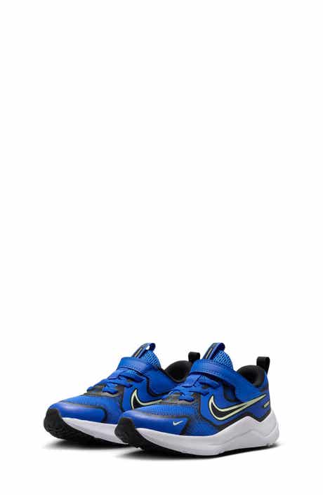 Nike Cosmic Runner Running Shoe