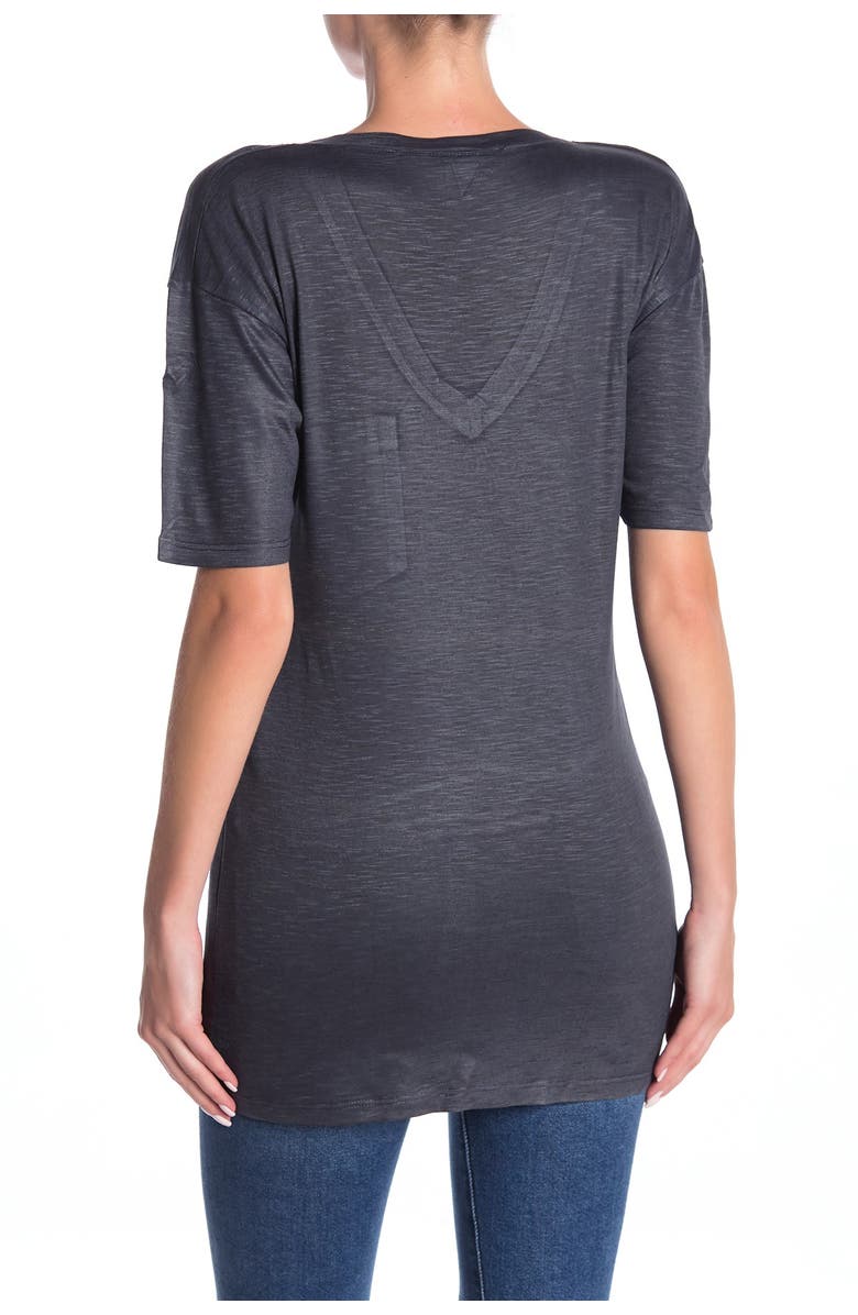 GO COUTURE Deep V-Neck Boyfriend T-Shirt, Alternate, color, Charcoal Dia Skull