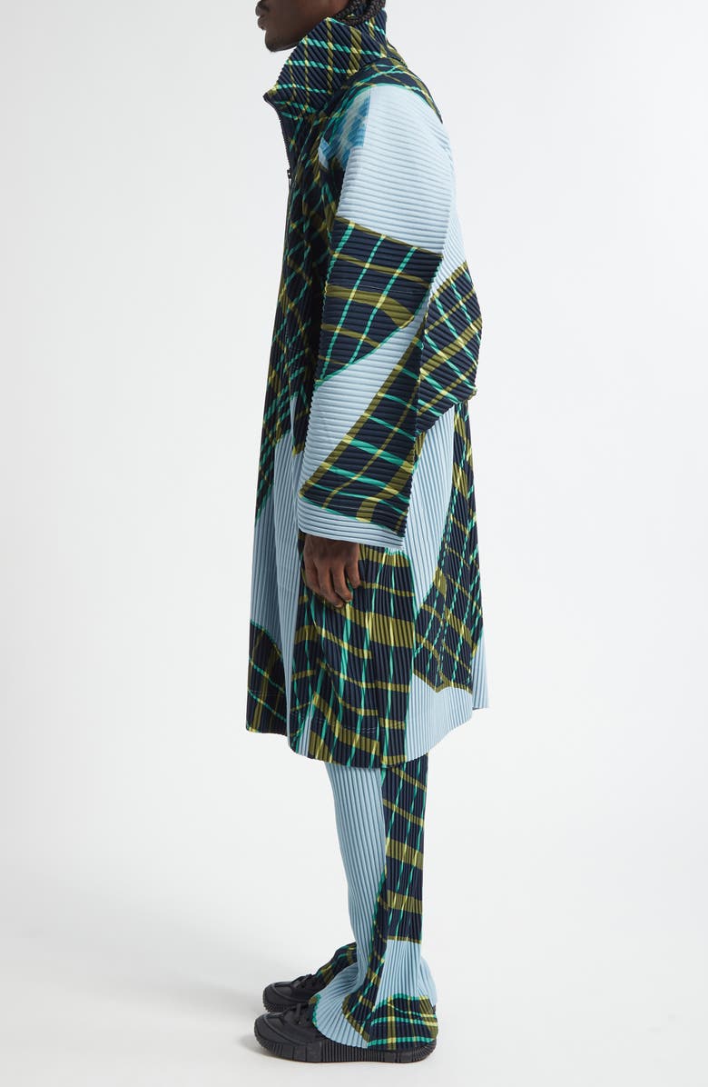 Homme Plissé Issey Miyake Windswept Plaid Pleated Coat, Alternate, color, Blue Gray