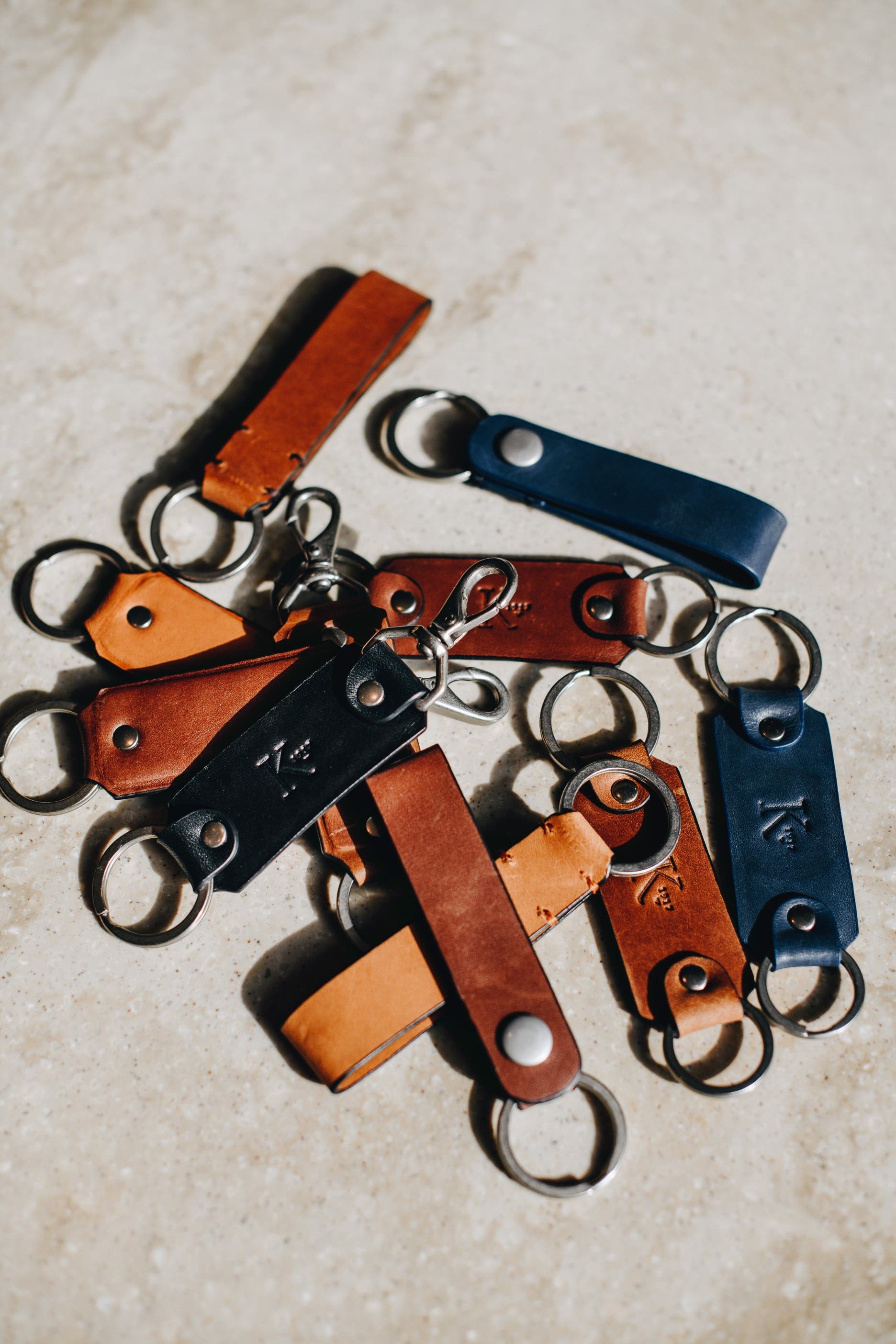Arthur Leather Key Chain, Alternate, color, Black