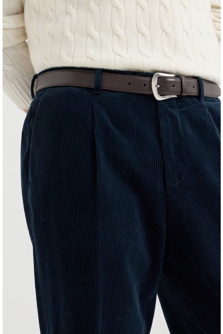 Garment-dyed trousers in cotton corduroy with pleat, Alternate, color, Navy Blue