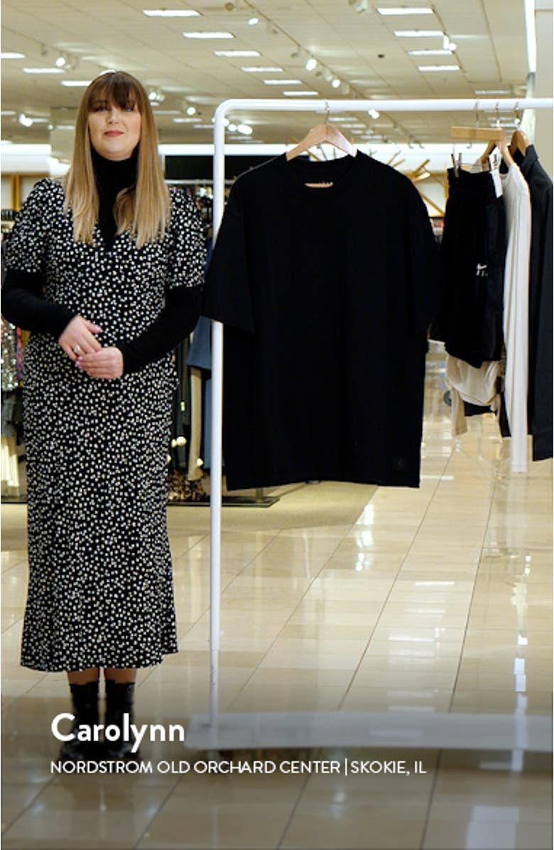 Essentials Oversize T-Shirt, sales video thumbnail