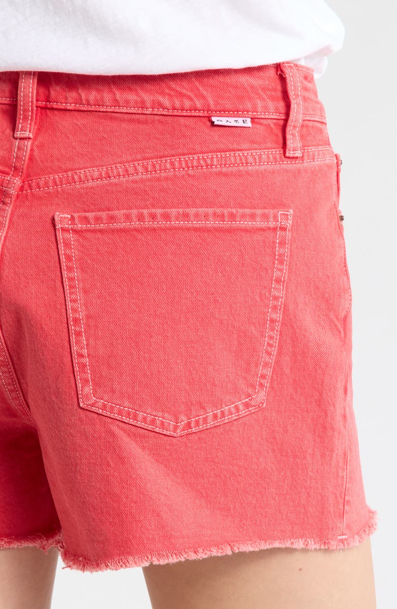 DAZE Troublemaker Fray Hem Shorts, Alternate, color, Chili Pepper