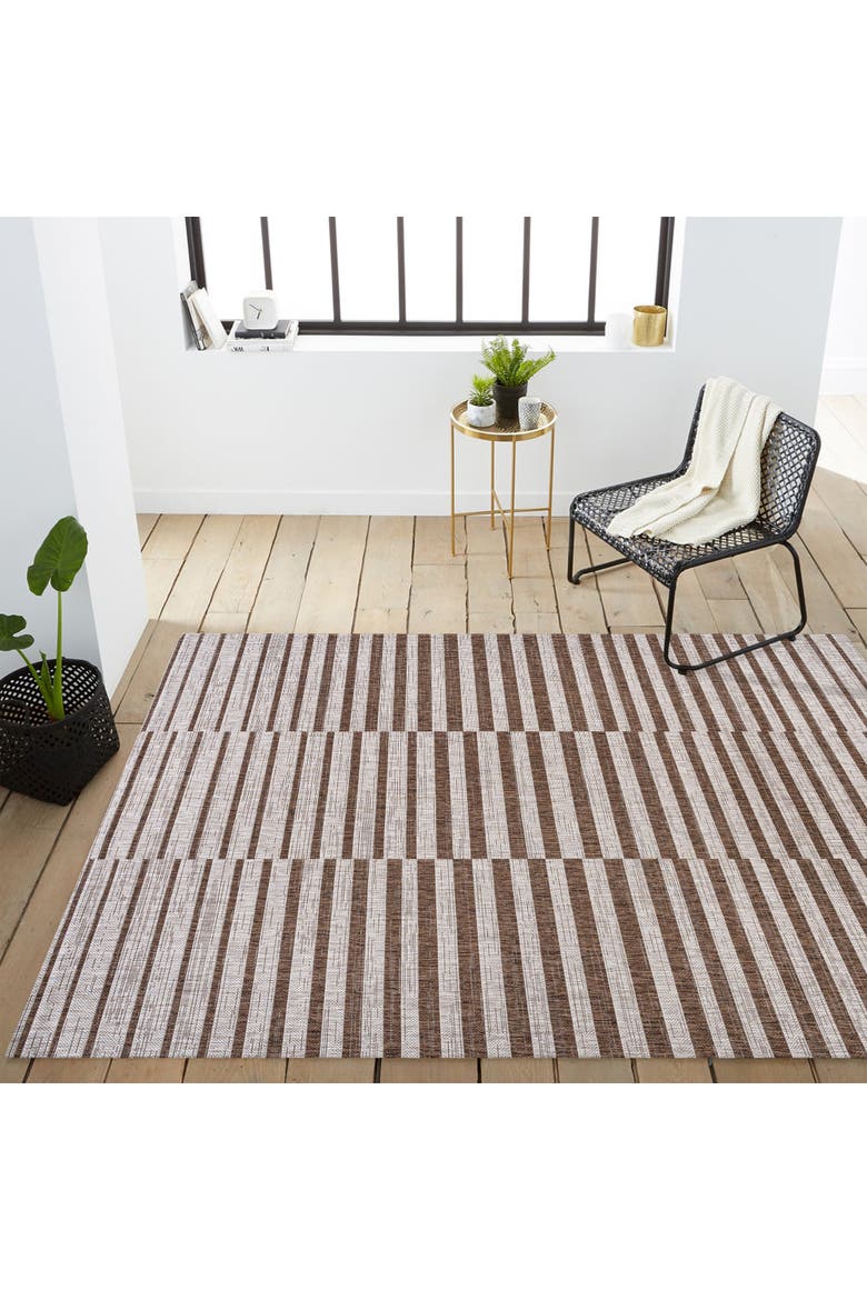 Sukie Modern Offset Stripe Indoor/Outdoor Area Rug, Alternate, color, Beige/Brown