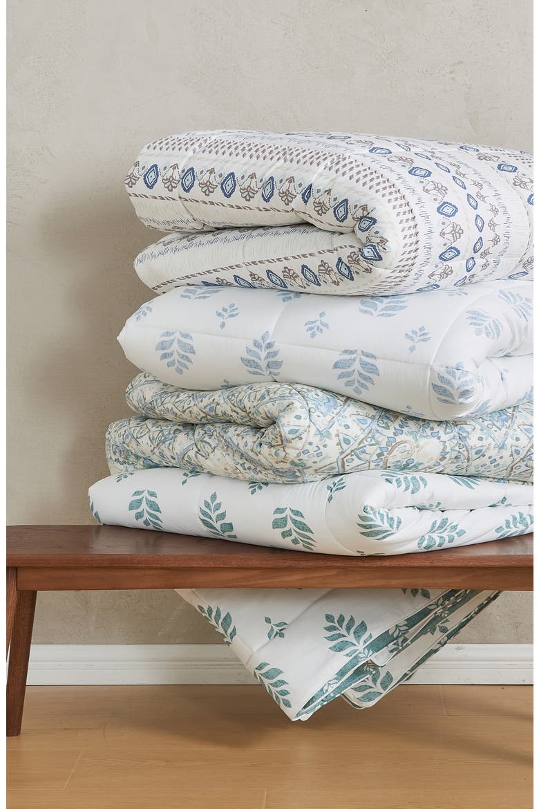 Reversible Print Comforter Set, Alternate, color, WHITE BLUE FLORAL PRINT