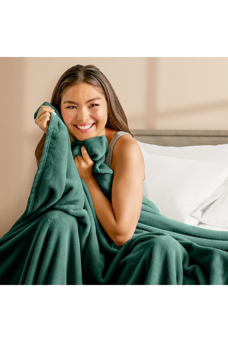 Microplush Fleece Throw Blanket, Alternate, color, Forest Green