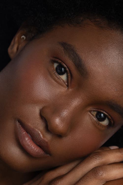 Cle Cosmetics Melting Lip Powder In Berry Mauve