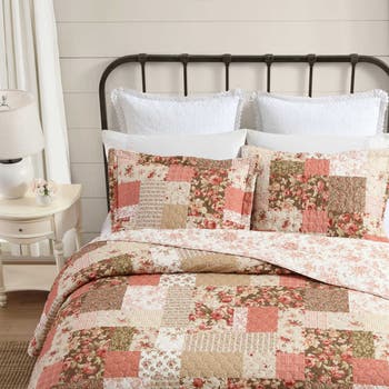 Harrietta Patchwork Quilt & Sham 3-Piece Set