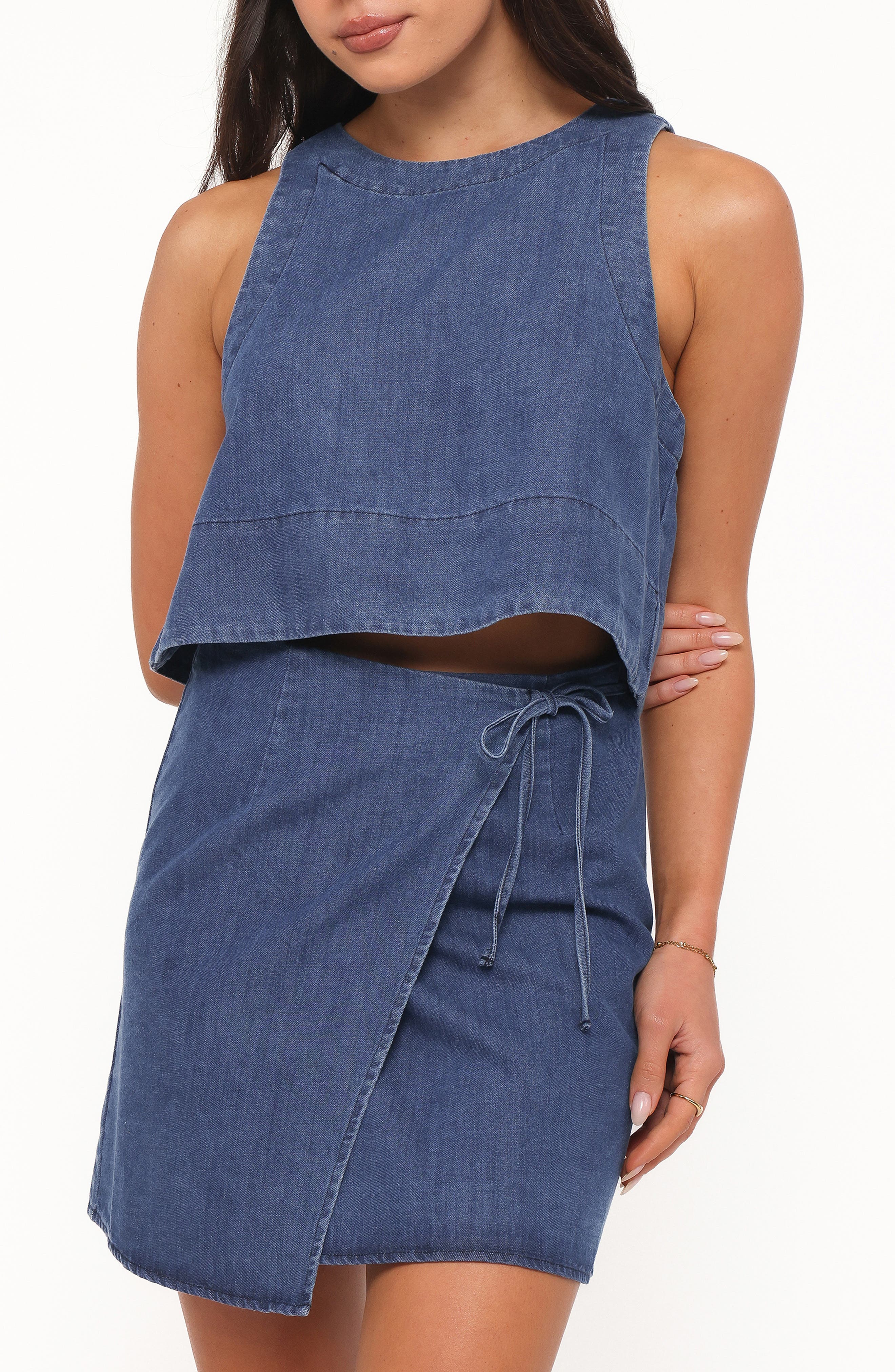 selected MEDIUM WASH DENIM