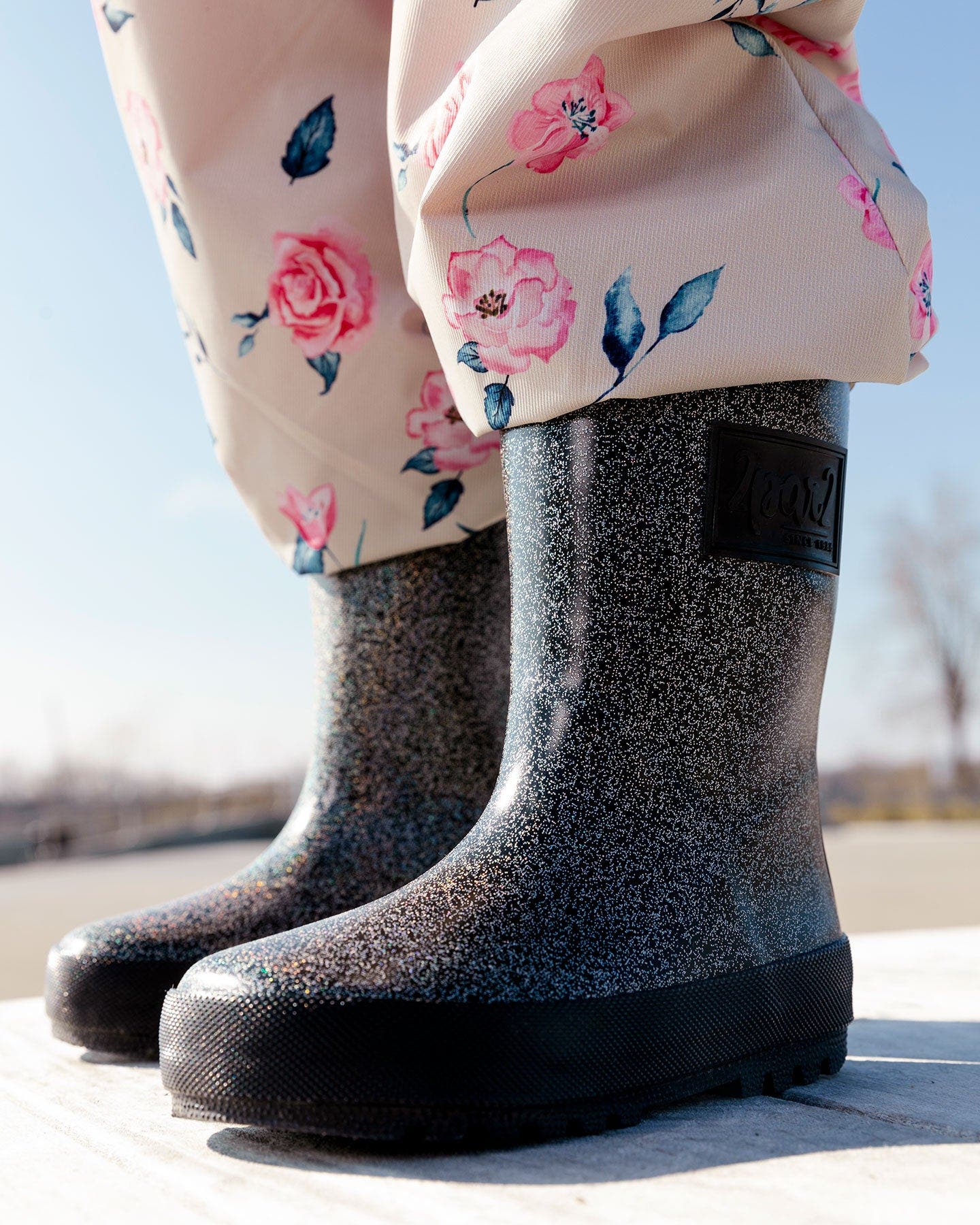 Deux par Deux Girl's Rain Boots Glittering Black, Alternate, color, 