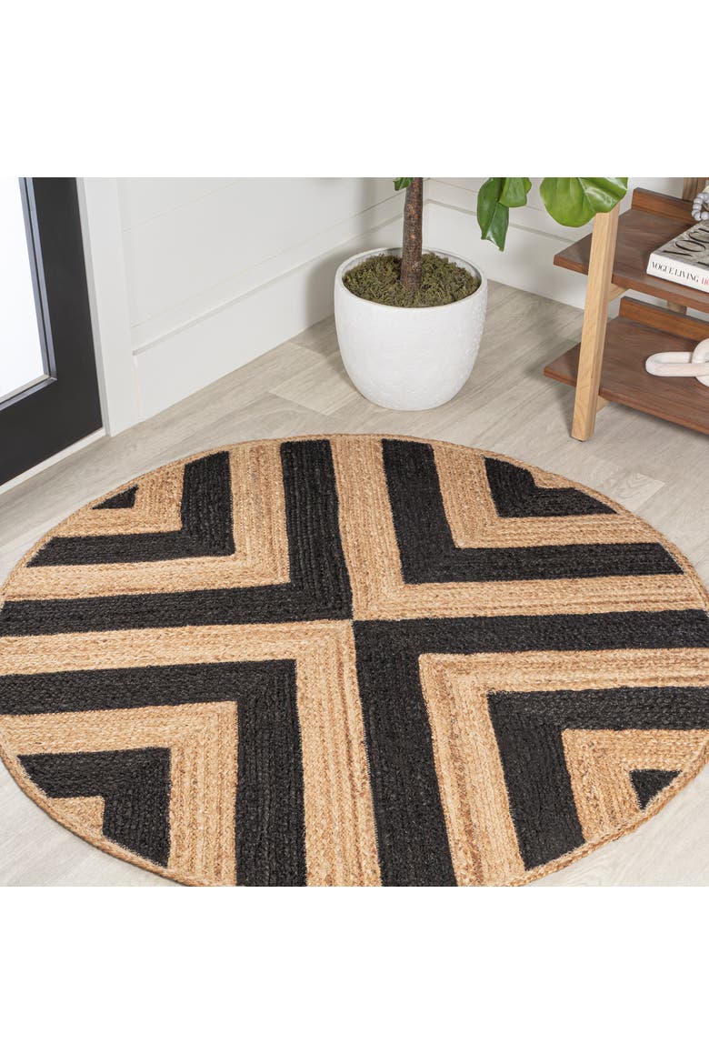 Piper Two-Tone Chevron Round Jute Round Area Rug, Alternate, color, Black/Natural