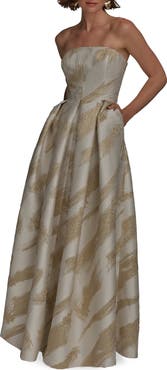 Donna Karan New York Strapless Fit & Flare Gown