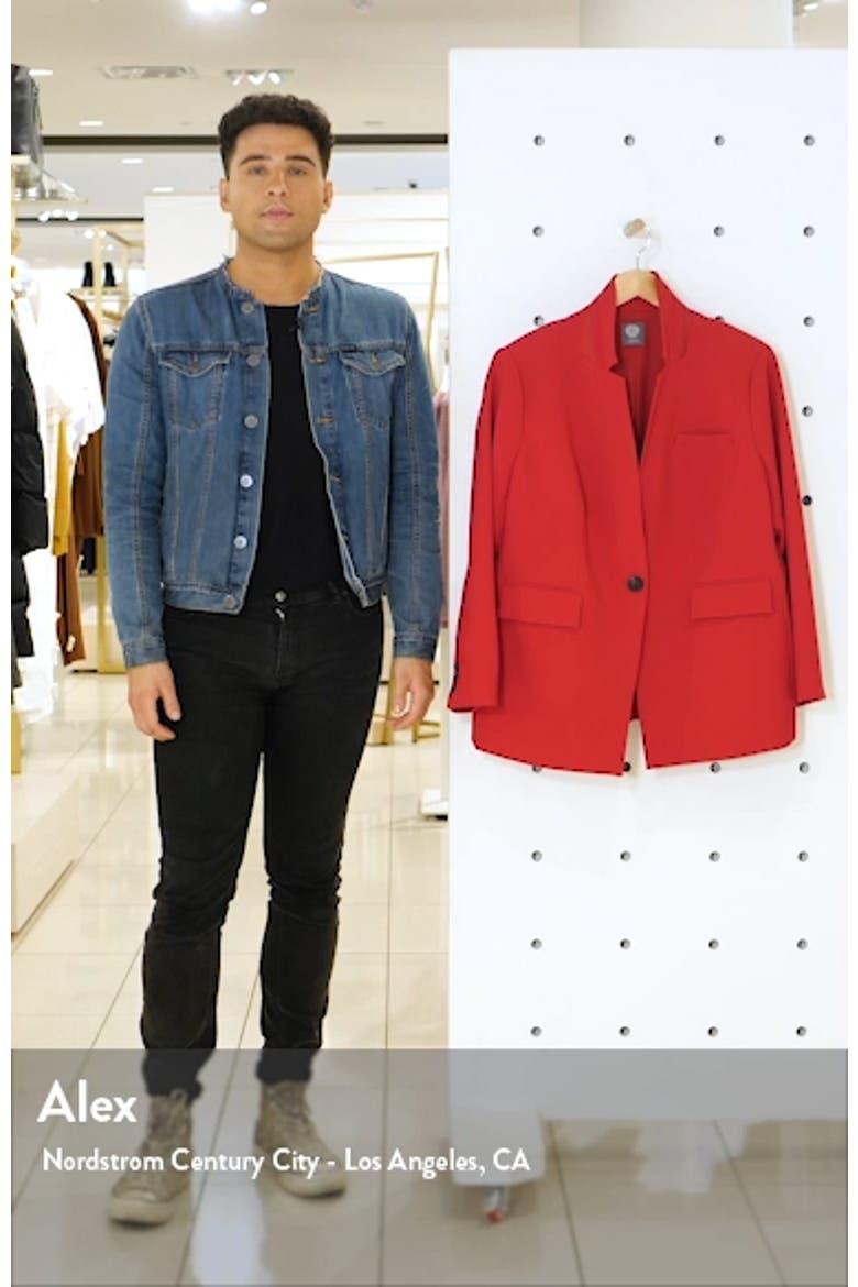 Convertible Collar Stretch Crepe Blazer video