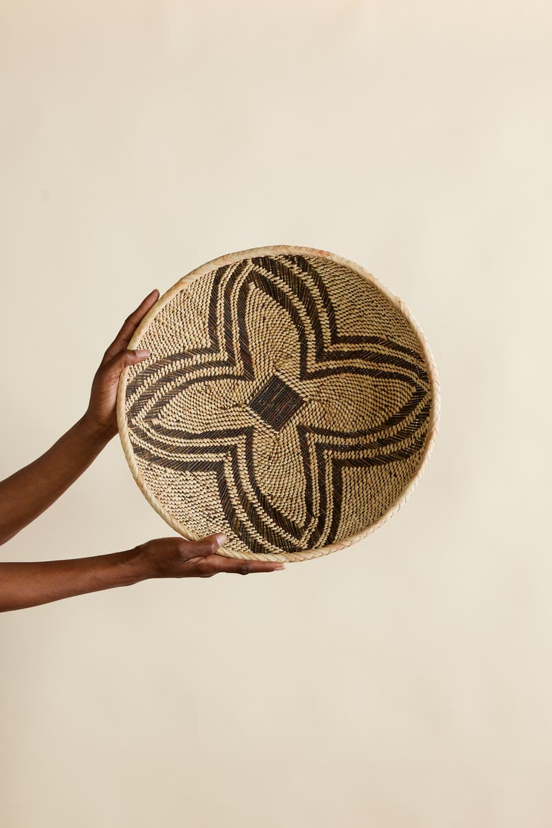 Munyumbwe Winnowing Wall Basket, Alternate, color, Natural - Medium
